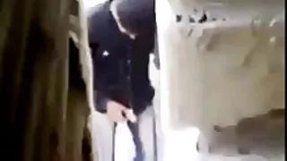 تقوم الفتاة بتدليك الجسم الرقيق وتفكر في افلام سكسيه 2015 الجنس.