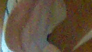 نظر رجل قرنية افلام سكسيه رومانسيه إلى فتاة ومارس الجنس معها. شاعر المليون مرتين.