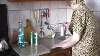 تدليك مع افلام سكسيه ورومانسيه الفم واليدين والمهبل.