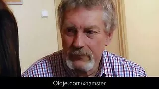 يلاحظ كبير الثدي مارس الجنس من قبل امرأة افلام سكسيه امريكيه قديمه سوداء.