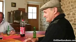 مجموعة اللسان المسابقة والكثير افلام سكسيه جدا من نائب الرئيس.