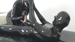 مخلب كارميلا يمارس افلام سكسيه سمينات الجنس بانتظام.